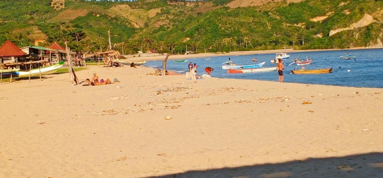 Elisa Homestay Areguling Kuta  Exteriér fotografie